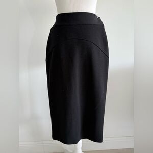 Diana von Furstenburg Elegant Black Midi Skirt.
